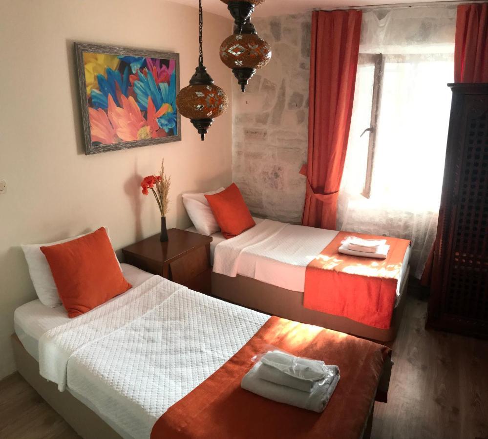 Foca Antik Otel Exterior photo