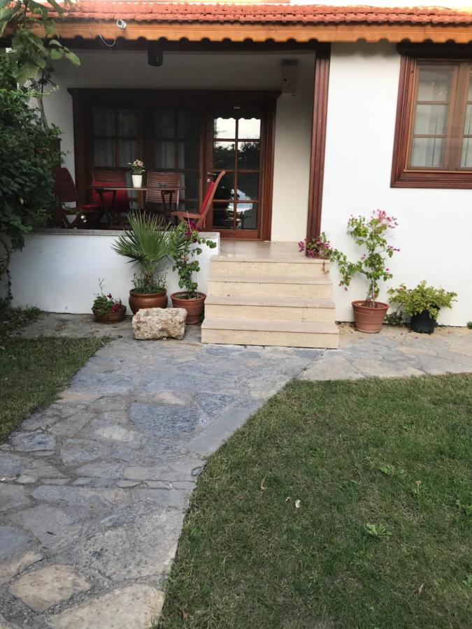 Foca Antik Otel Exterior photo